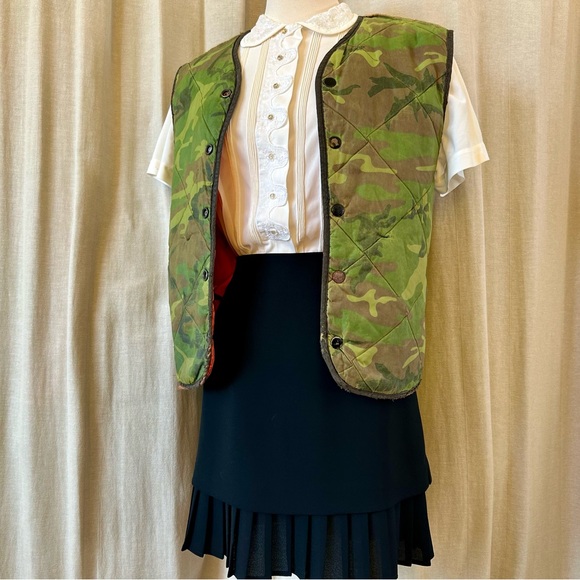Camo Print Boxy Liner Puff Vest (Reversible, Long Tail Hem) - Picture 1 of 4